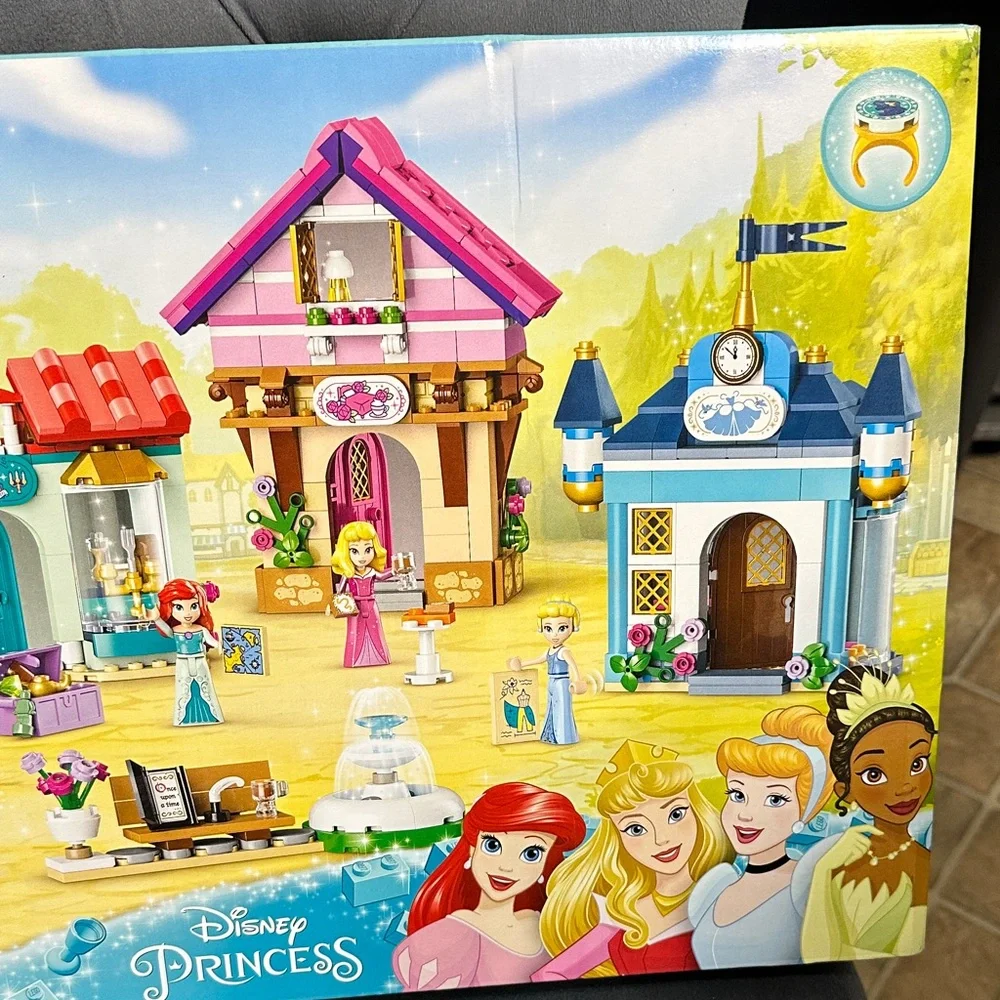LEGO Disney Princess Market Adventures 817 pcs Sealed 6+ NEW Ariel Cinderella + - Picture 6 of 15
